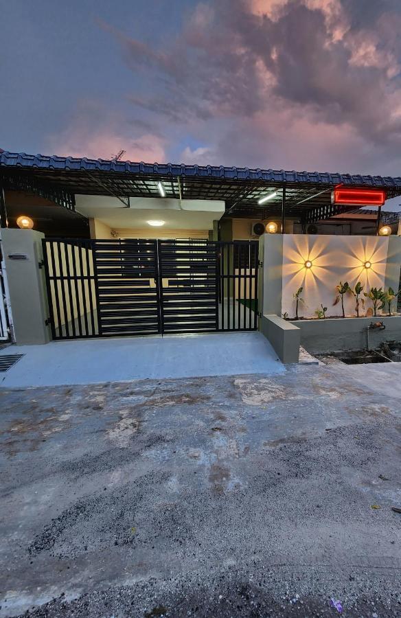 Sun Star Home By Ipoh Maju Stay エクステリア 写真